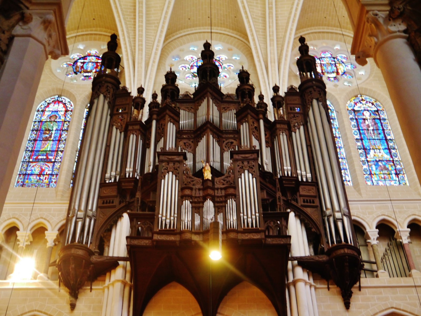 Notre-Dame de Chartres Cathedral - Chartres | Secret World Trip Planner