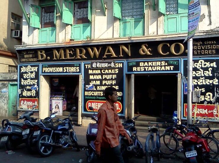 イラニカフェメルワン＆コー - Mumbai | Secret World Trip Planner