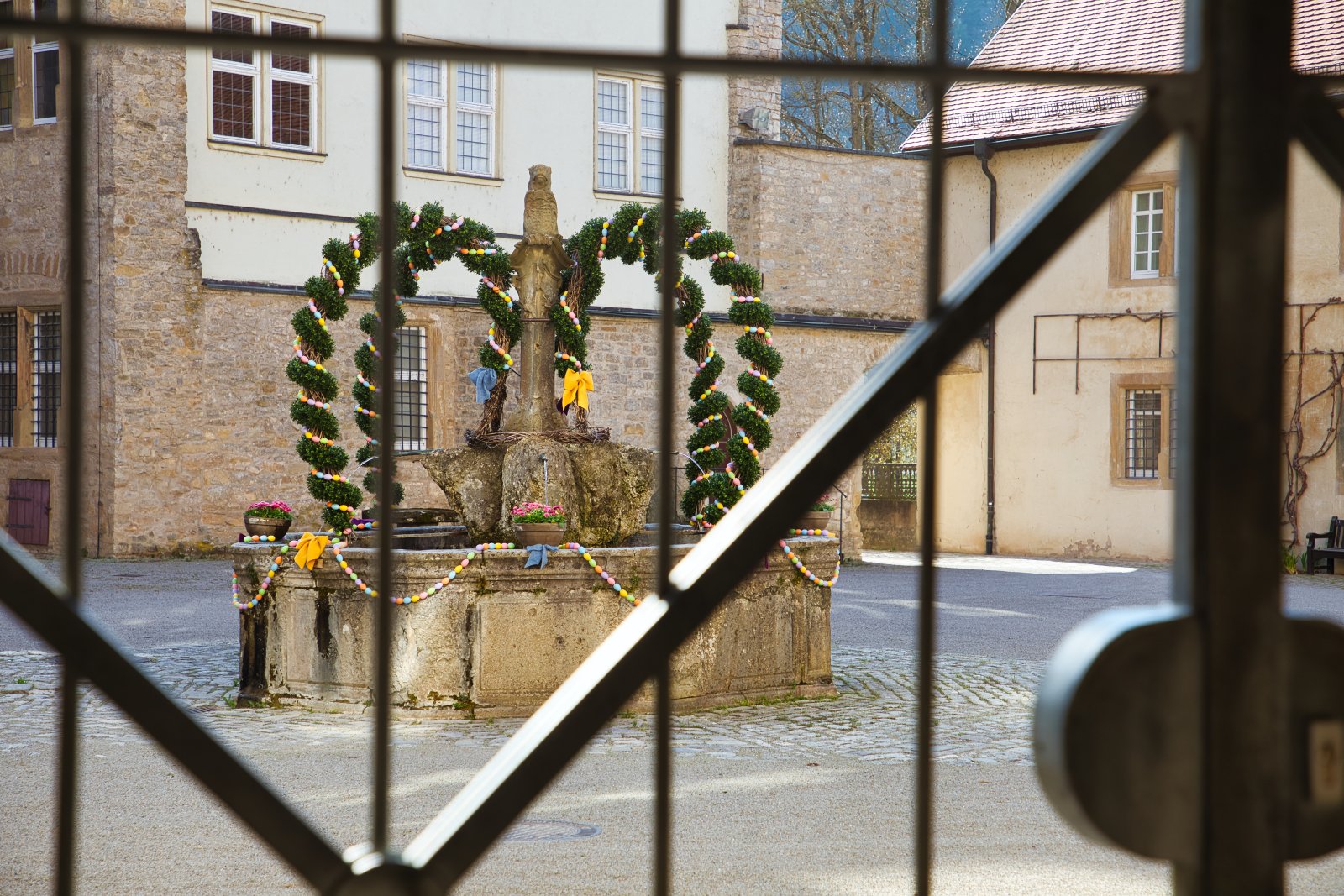 ヴァイケルスハイム城 - Weikersheim | Secret World Trip Planner