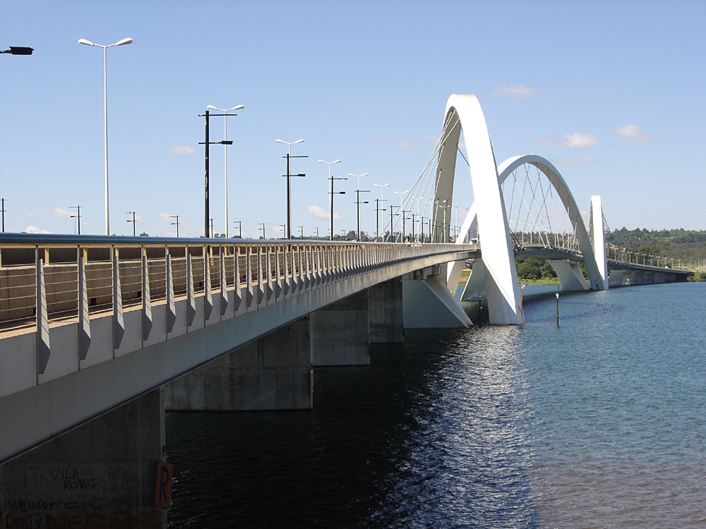 Brasil | Juscelino Kubitschek Bridge - Pte. Juscelino Kubitschek - Brasília | Secret World Trip Planner