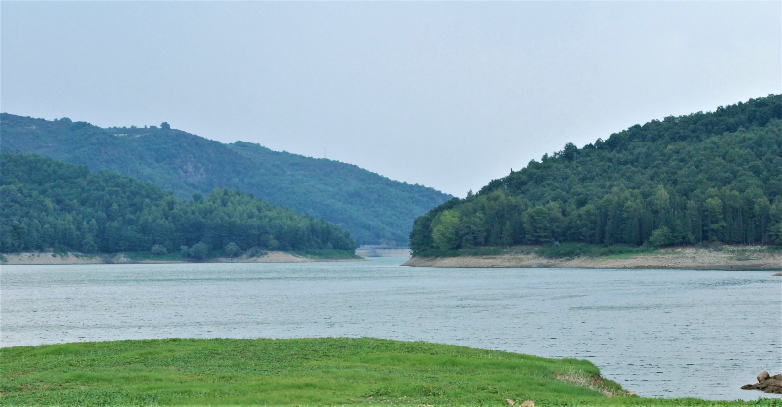 페르투실로코 호수 - Lago del Pertusillo | Secret World Trip Planner