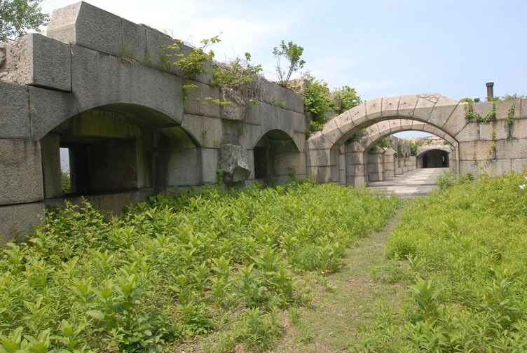 Fort Toten, u Queensu, New Yorku - Bayside | Secret World Trip Planner