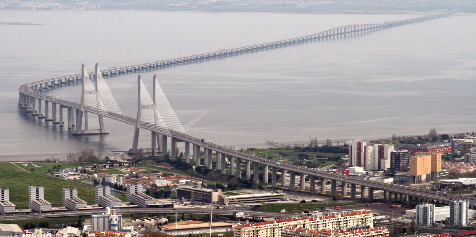 Lisboa: a Ponte Vasco da Gama - Lisboa | Secret World Trip Planner
