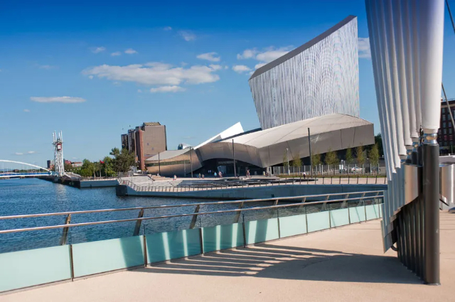 Museo Imperial da Guerra Norte - Stretford | Secret World Trip Planner