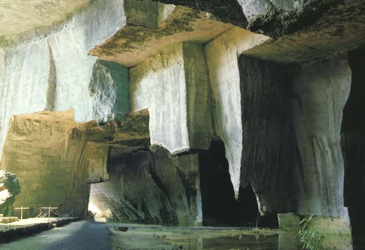 Ucho Dionizosa - Provincia di Siracusa | Secret World Trip Planner