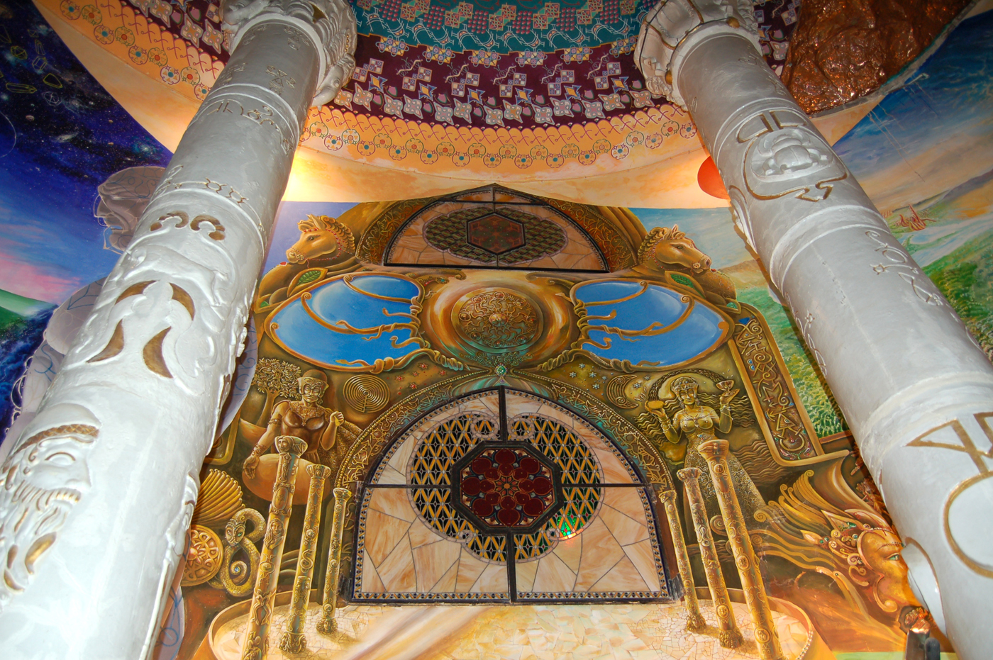 Die Tempel der Menschlichkeit von Damanhur