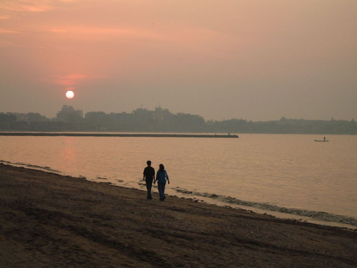 Shivaji Park er eitt af stærstu garður í Mumbai - Mumbai | Secret World Trip Planner