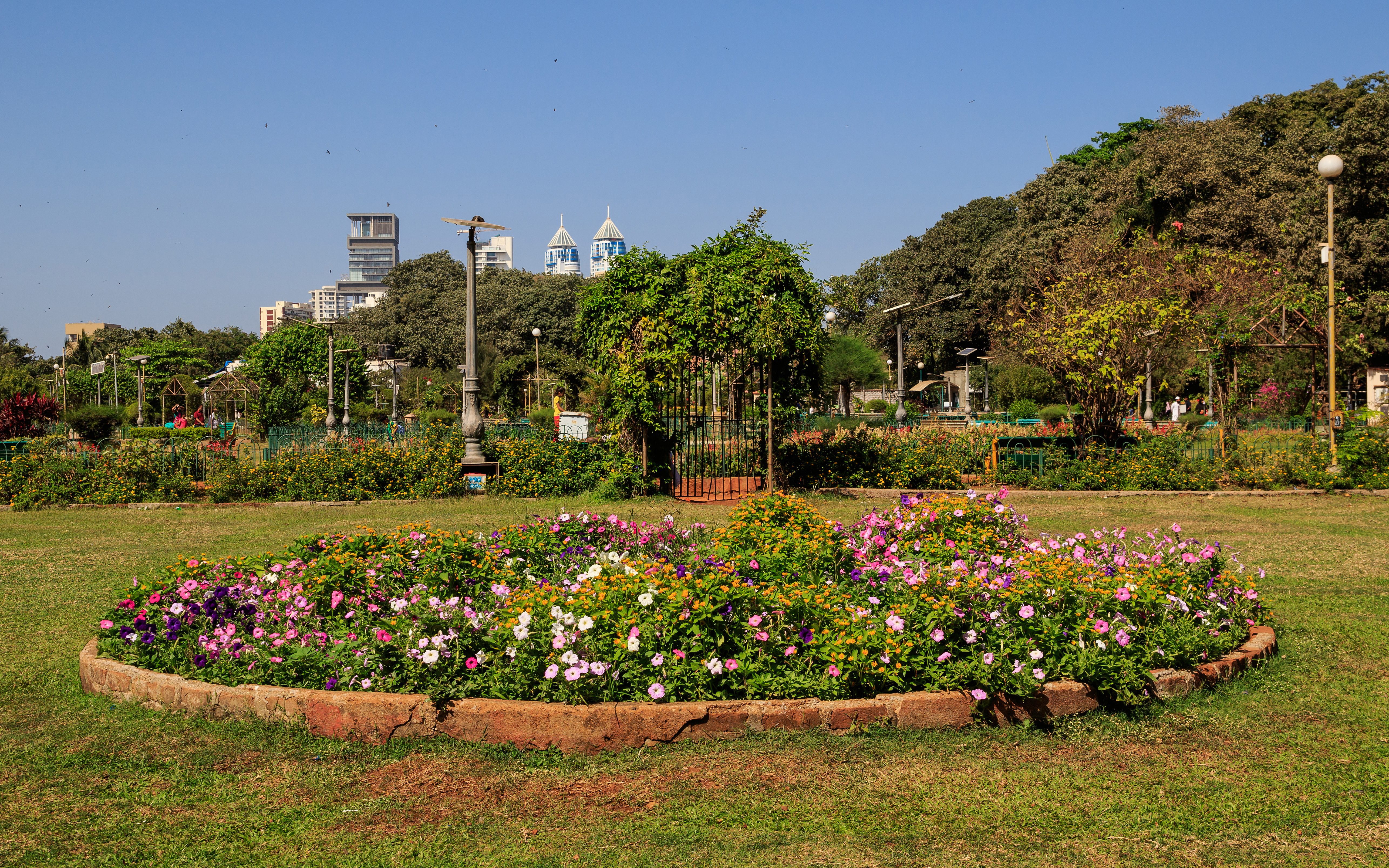 Hanging Gardens (Ferozeshah Mehta Gardens ) u Mumbaiju - Mumbai | Secret World Trip Planner