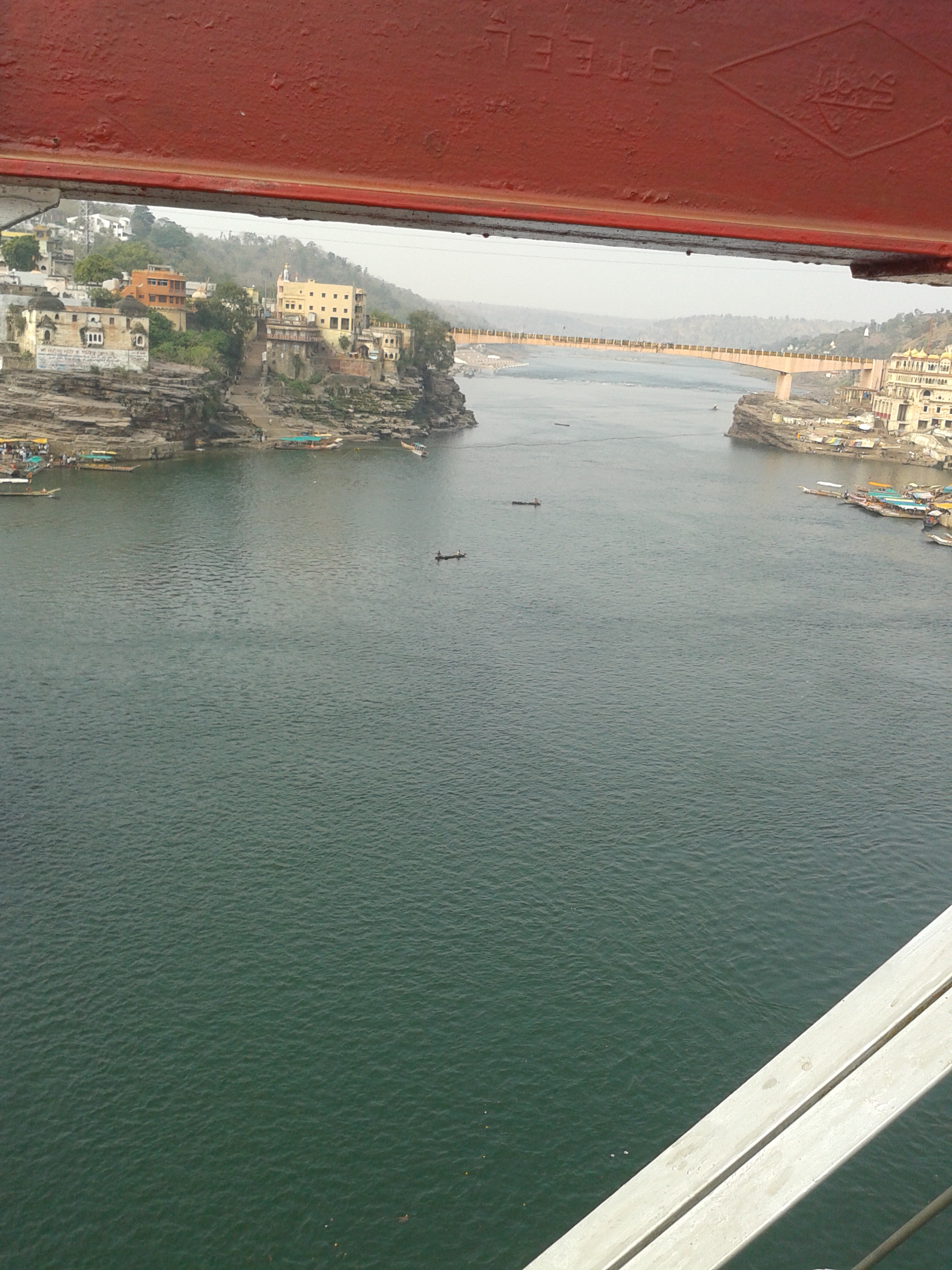 Omkareshwar Jyotilinga ein Shiv-Tempel auf dem Berg Omkar - Omkareshwar | Secret World Trip Planner