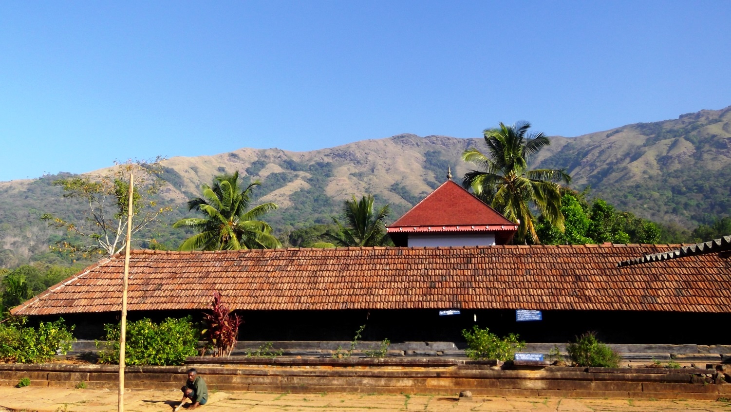 Sree Thirunelli Mahavishnu寺 - Thirunelly | Secret World Trip Planner