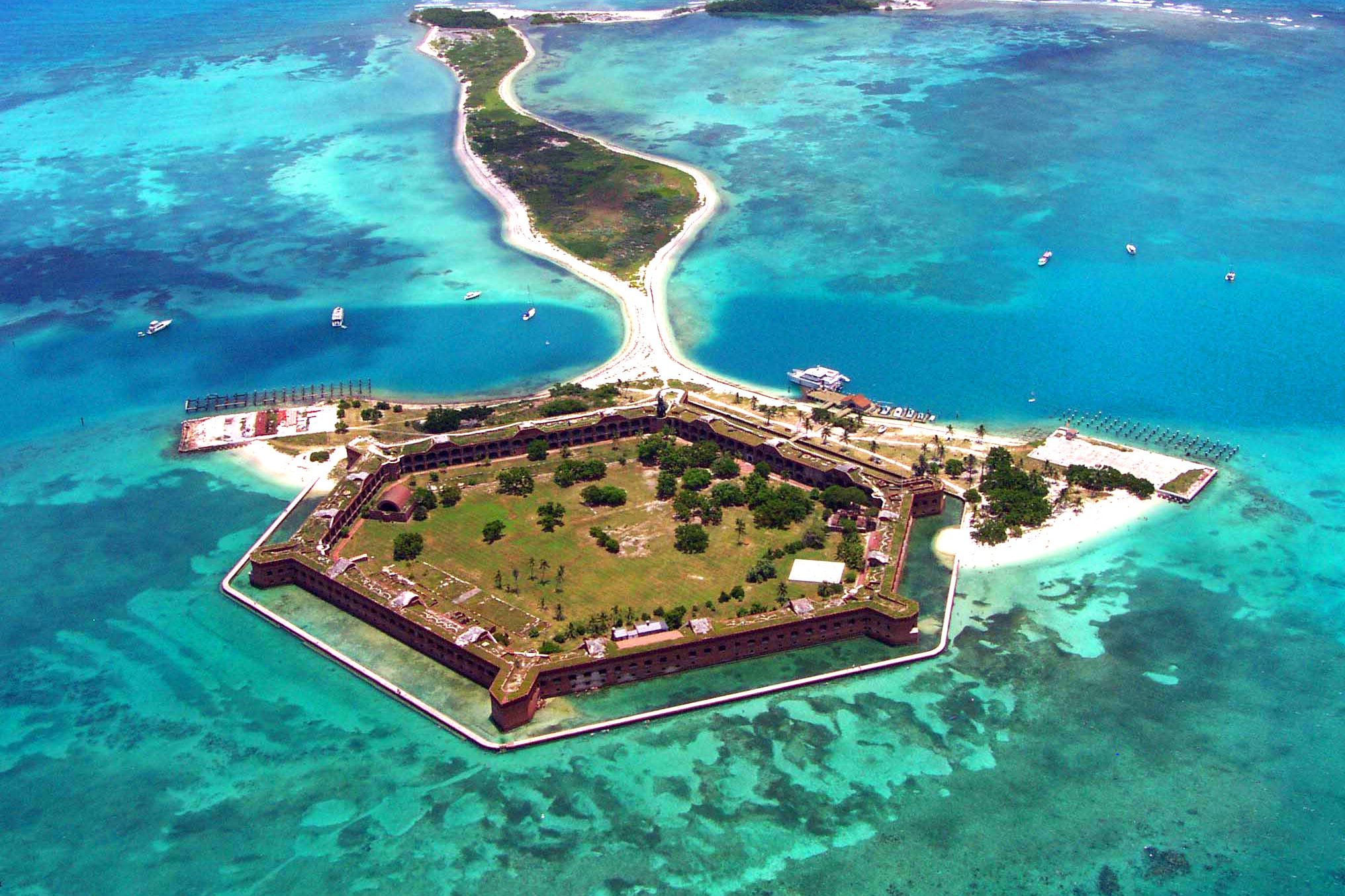 드라이 토르투가스 국립 공원 - Key West | Secret World Trip Planner