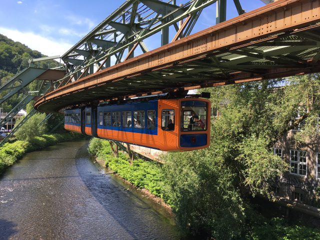 Kereta Api Gantung Wuppertal - Wuppertal | Secret World Trip Planner
