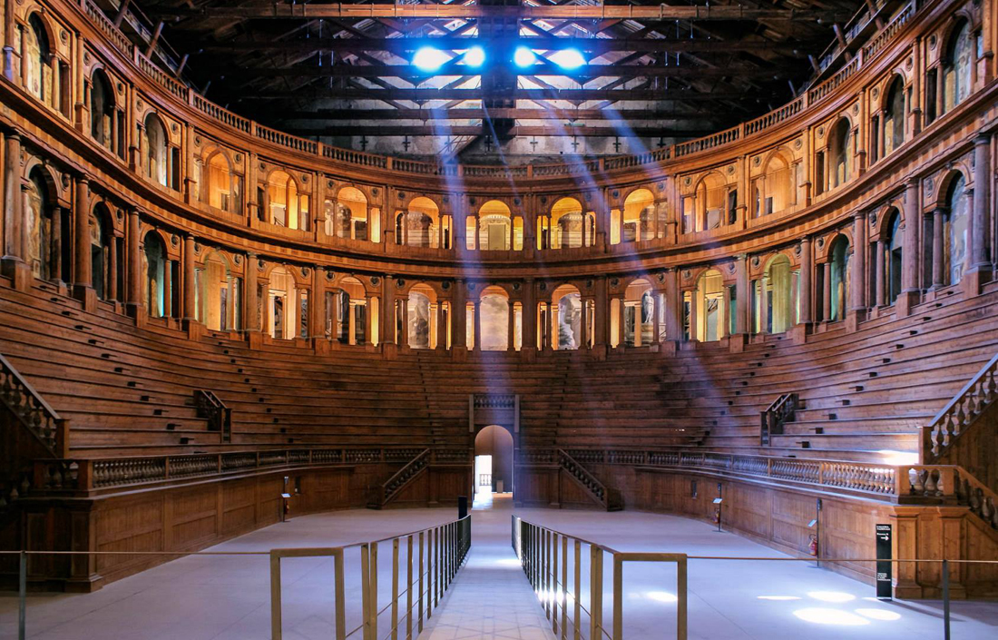 పార్మా Teatro Farnese (Farnese థియేటర్) Secret World
