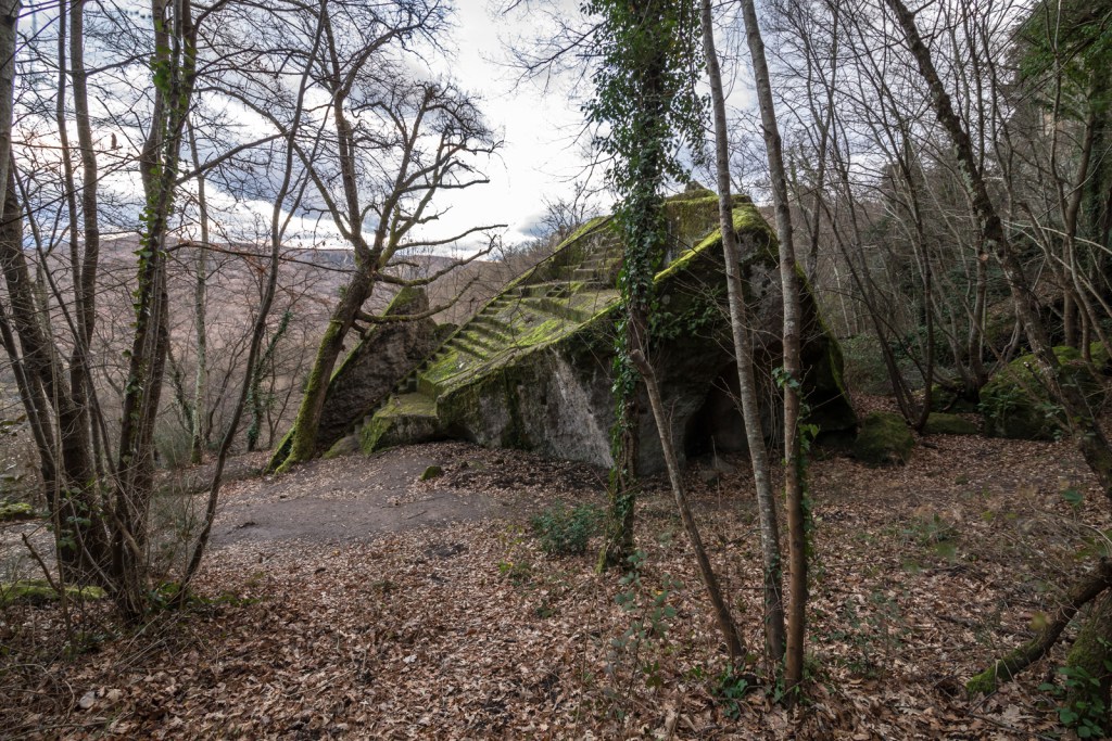 Etruské Pyramidy 