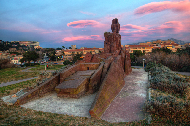 Tượng đài Arthur Rimbaud - Marseille | Secret World Trip Planner