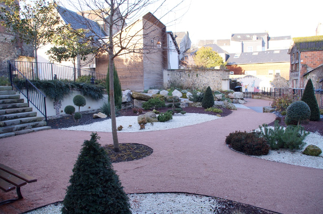 Tripot bog'i - Honfleur | Secret World Trip Planner