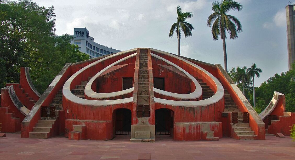 쟌타르 만타 인 델리 - New Delhi | Secret World Trip Planner