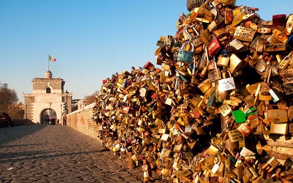 Ponte Milvio is not just Rome’s oldest bridge - Roma | Secret World Trip Planner