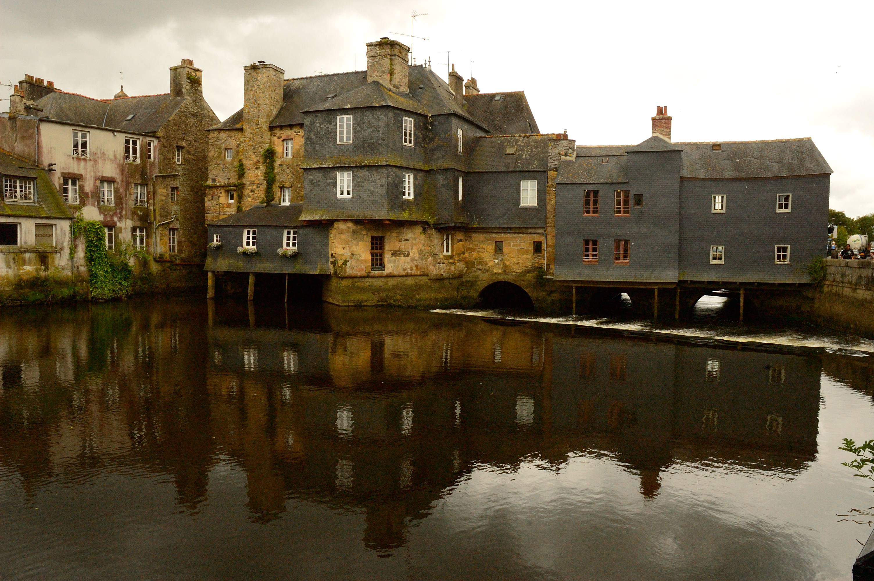 The Pont De Rohan in Landerneau (France) - Landerneau | Secret World Trip Planner