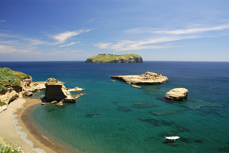 Ön Ventotene - Ventotene | Secret World Trip Planner