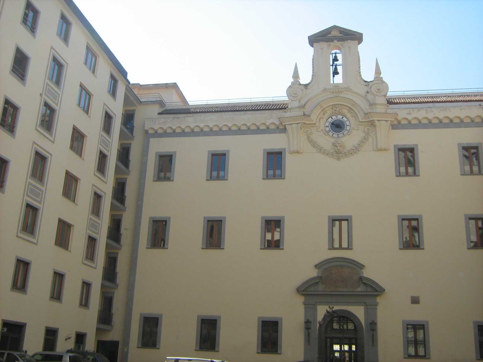 Reloj de estilo romano