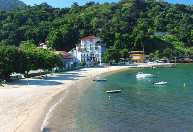 חוף בונפים - Angra dos Reis | Secret World Trip Planner