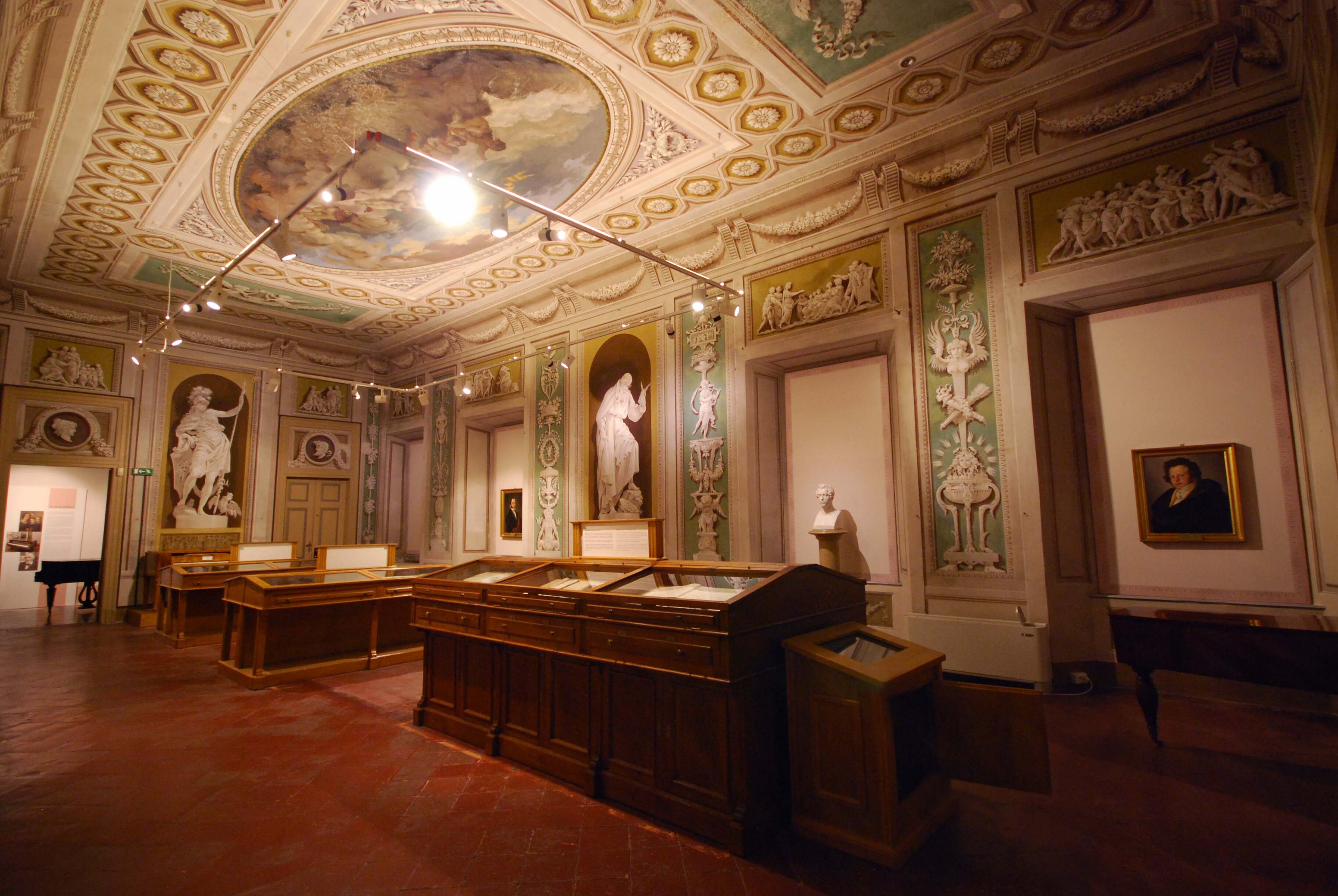 Bergamo un Donizetti Muzejs - Bergamo | Secret World Trip Planner