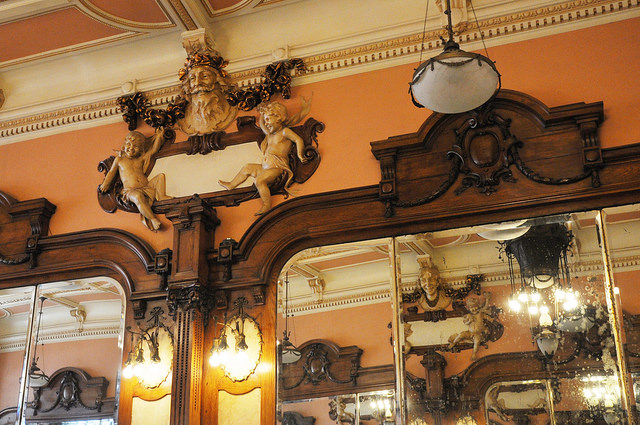 Porto: Majestic Café, wspaniały przykład secesji - Porto | Secret World Trip Planner