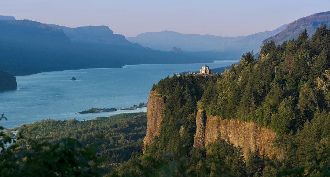 Crown Point no Desfiladeiro do Rio Columbia - Crown Point | Secret World Trip Planner