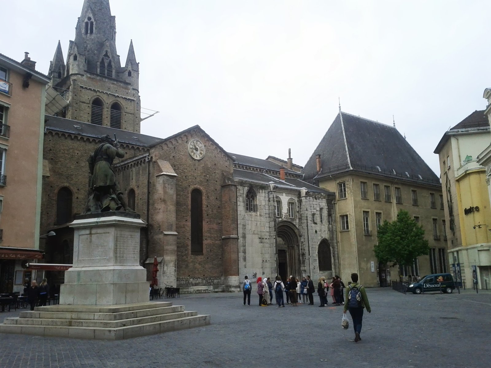 Grenoble, nozīmīgs Eiropas zinātnes centrs - Grenoble | Secret World Trip Planner