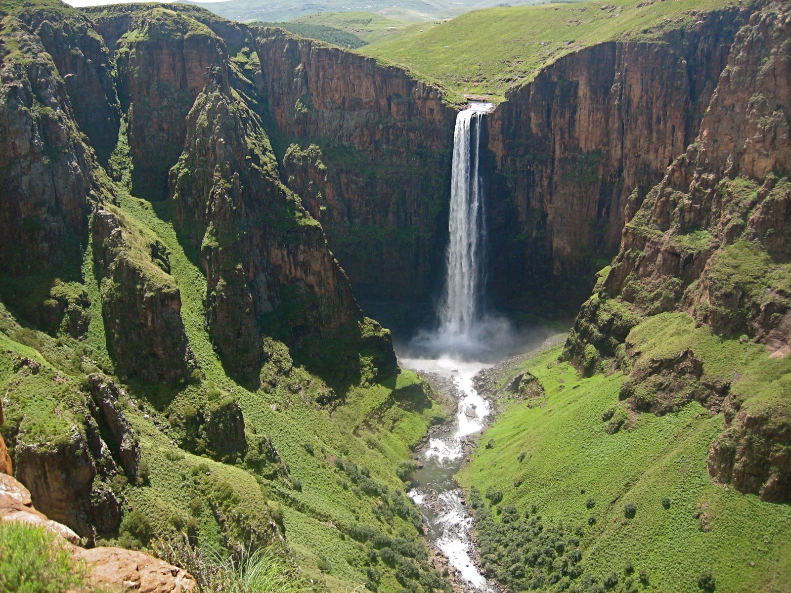 Maletsunyane Cau, una cascada espectacular en la Lesotho - Maletsunyane Falls | Secret World Trip Planner
