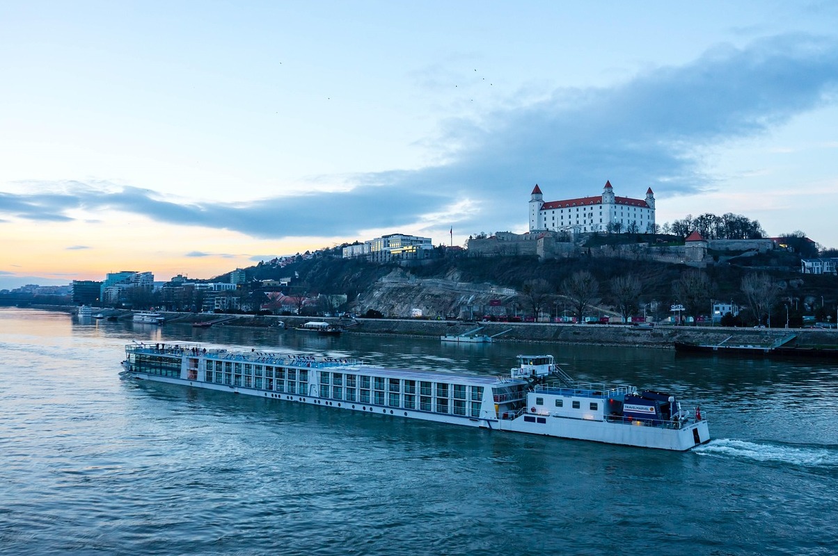 Bratislava Slottet - Bratislava | Secret World Trip Planner
