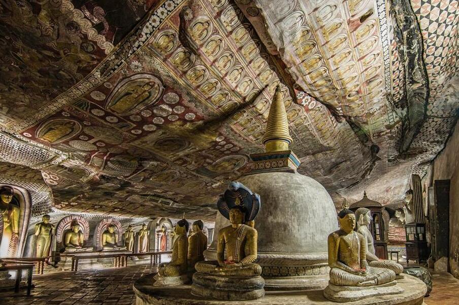 Auksinė Dambulla šventykla - Dambulla | Secret World Trip Planner