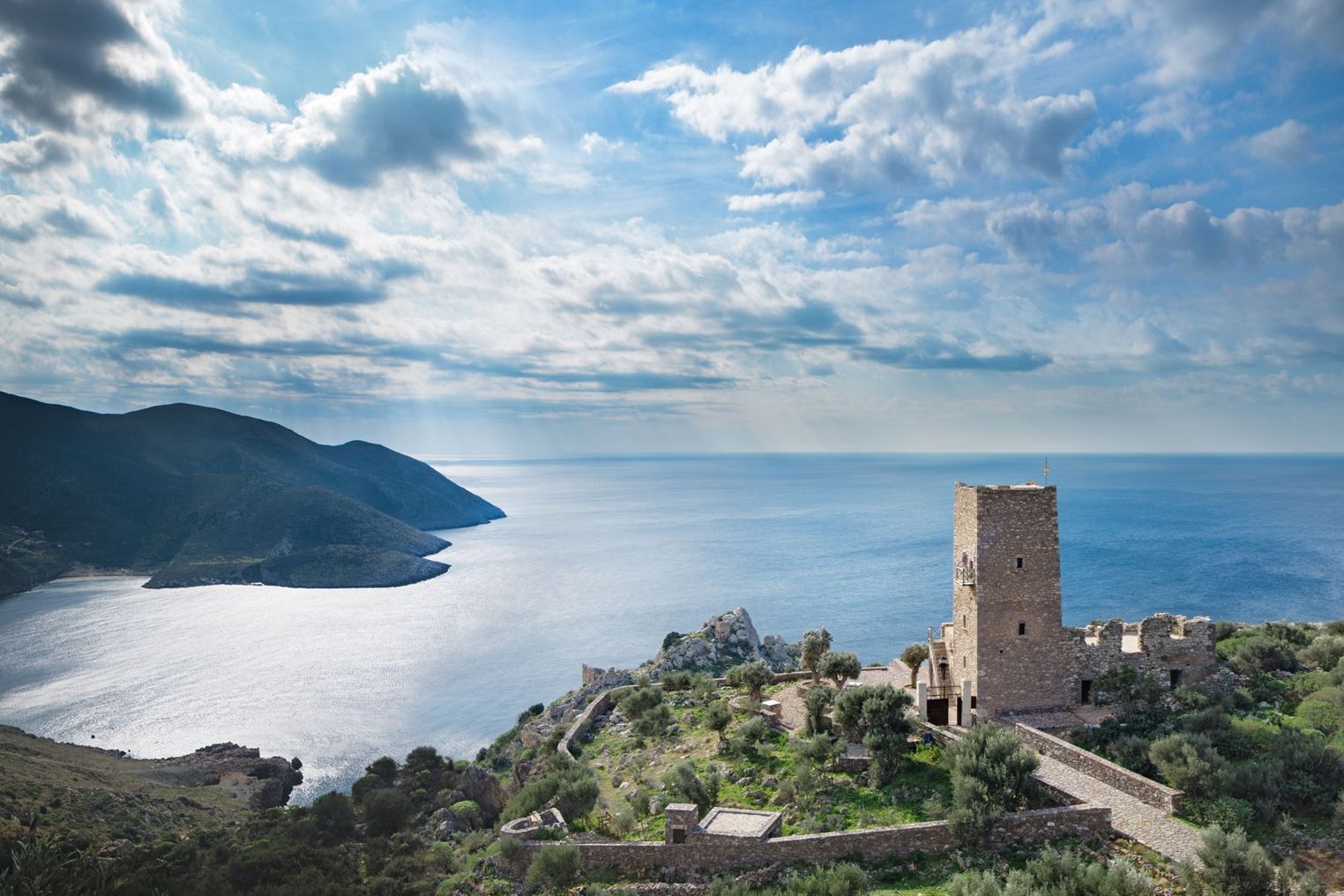 伯罗奔尼撒半岛 - Vathia | Secret World Trip Planner