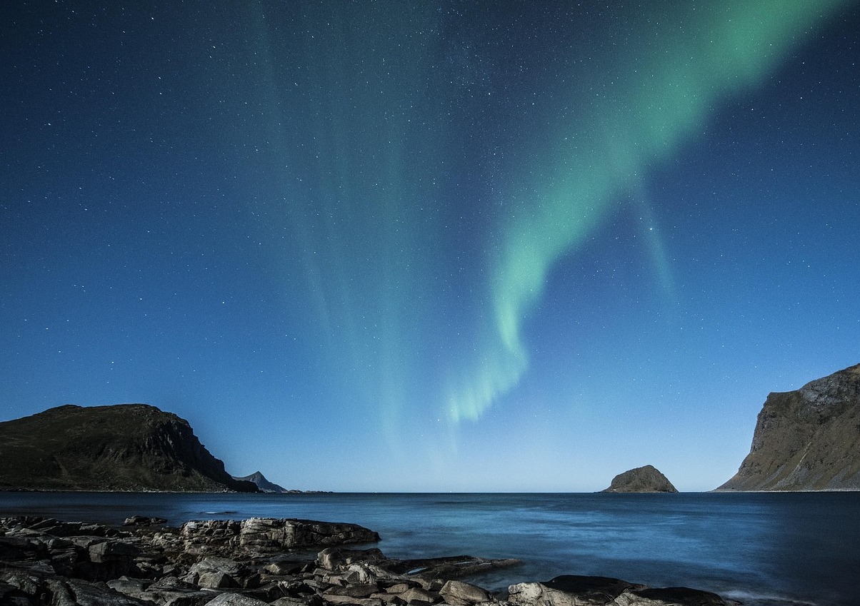 Lofoten Norveç'te gece yarısı güneşi .....Moskenes! - Moskenes | Secret World Trip Planner