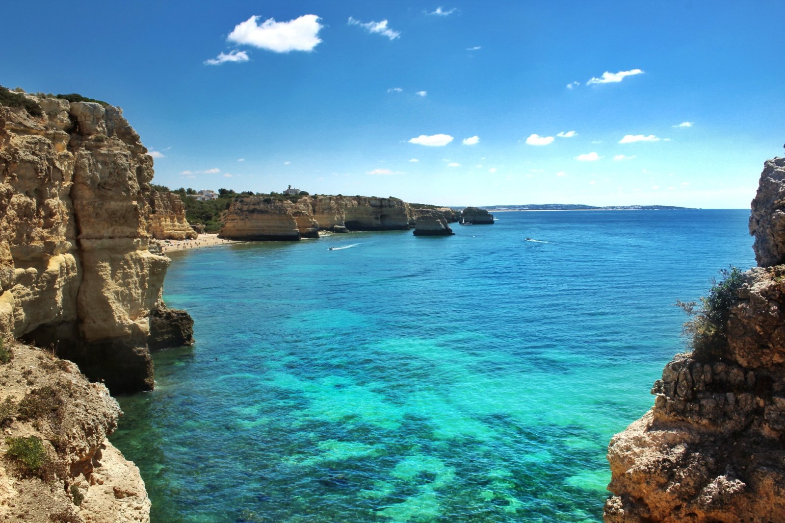 Praia da Marinha-Portugal - Spiaggia di Marinha | Secret World Trip Planner
