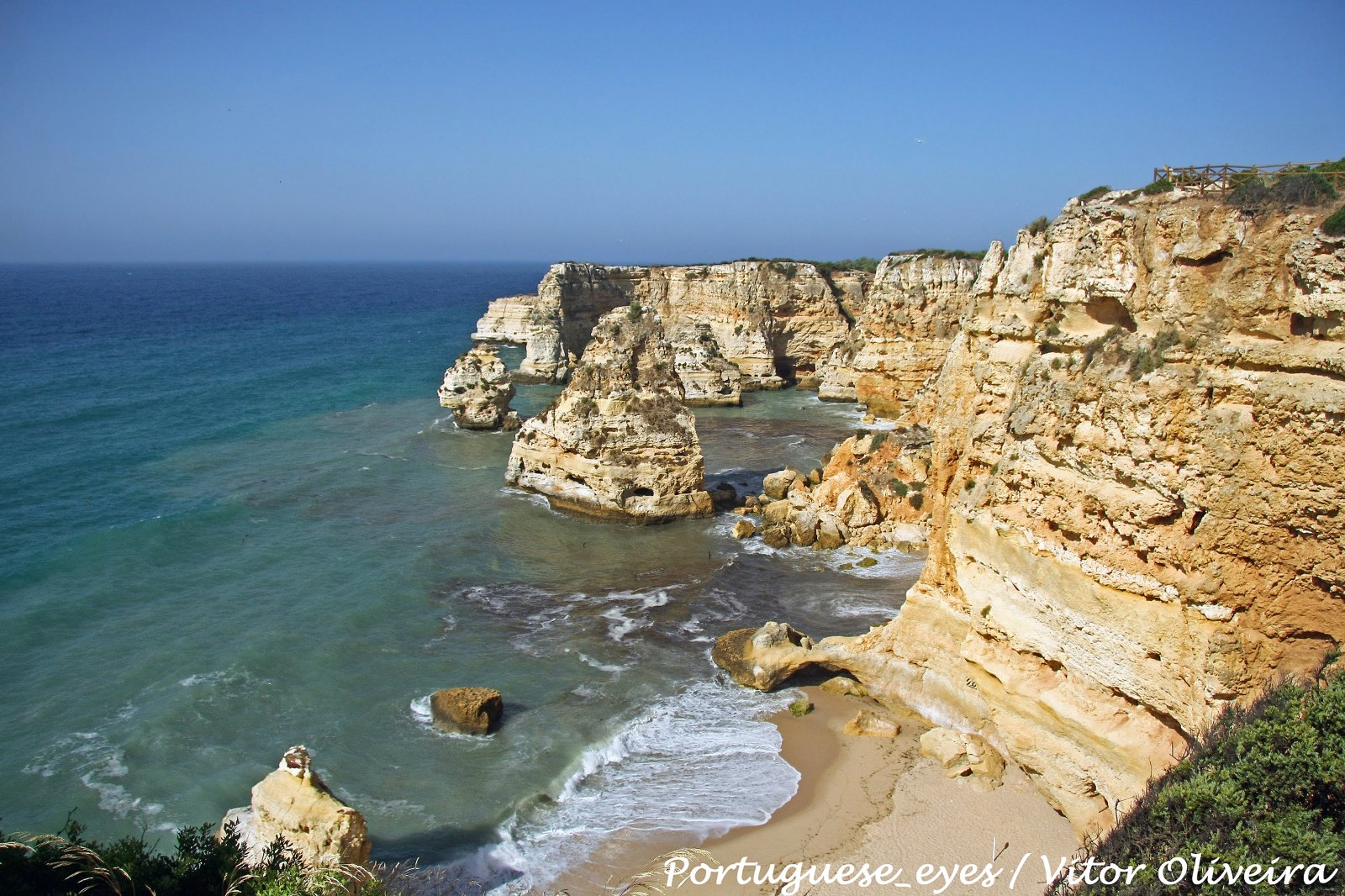 Praia da Marinha-Portugal - Spiaggia di Marinha | Secret World Trip Planner