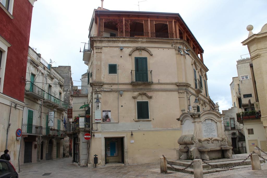 Fontana Ferdinandea de le “Quattro fon ...