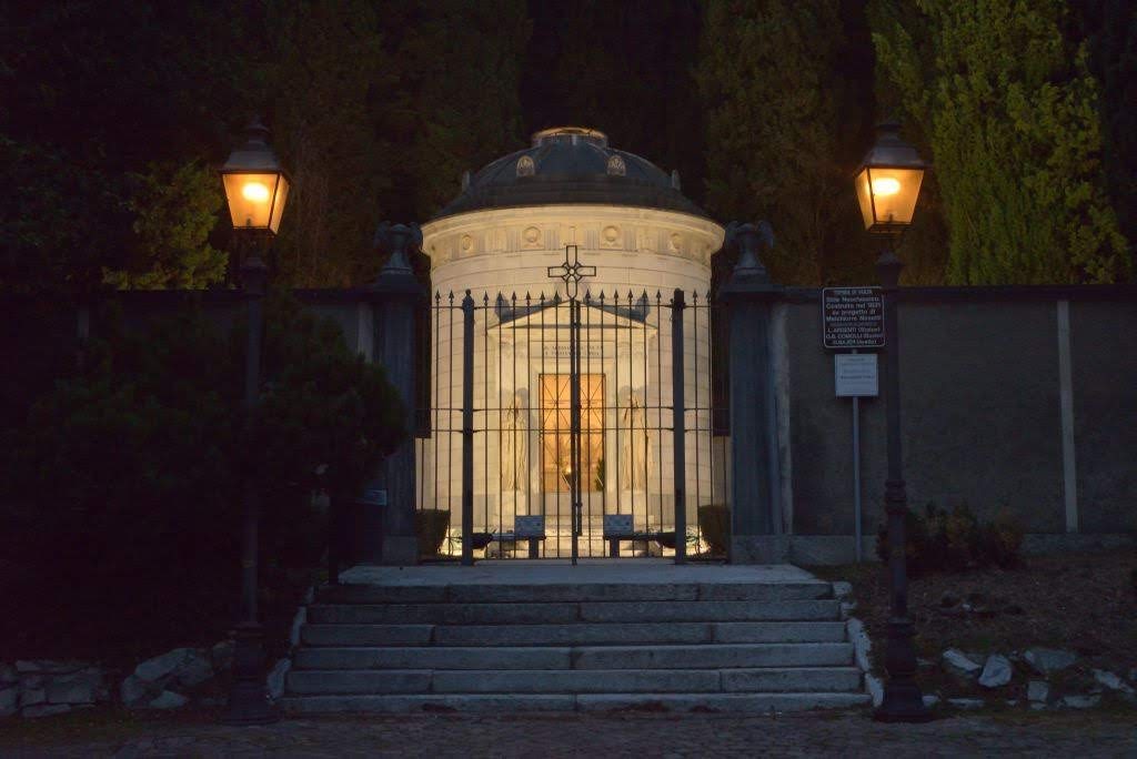 Tombe de Camnago ou Alessandro Volta