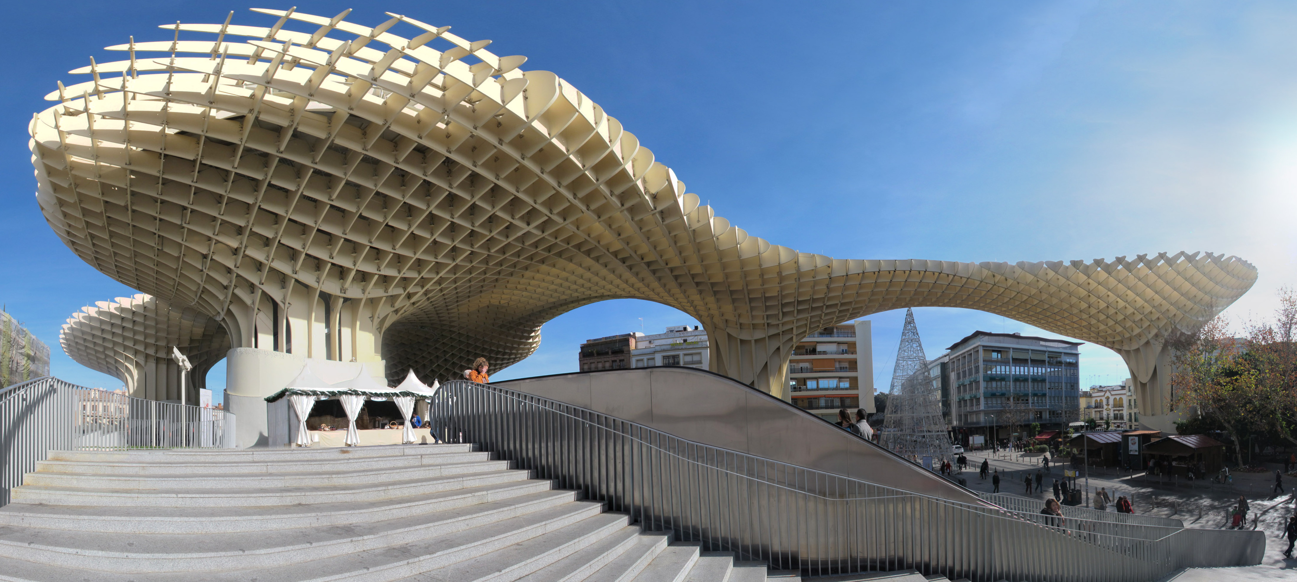 Metropol Parasol၊ကမ္ဘာ့အကြီးဆုံးသစ်သားဖွဲ့စည်းပုံ - Sevilla | Secret World Trip Planner