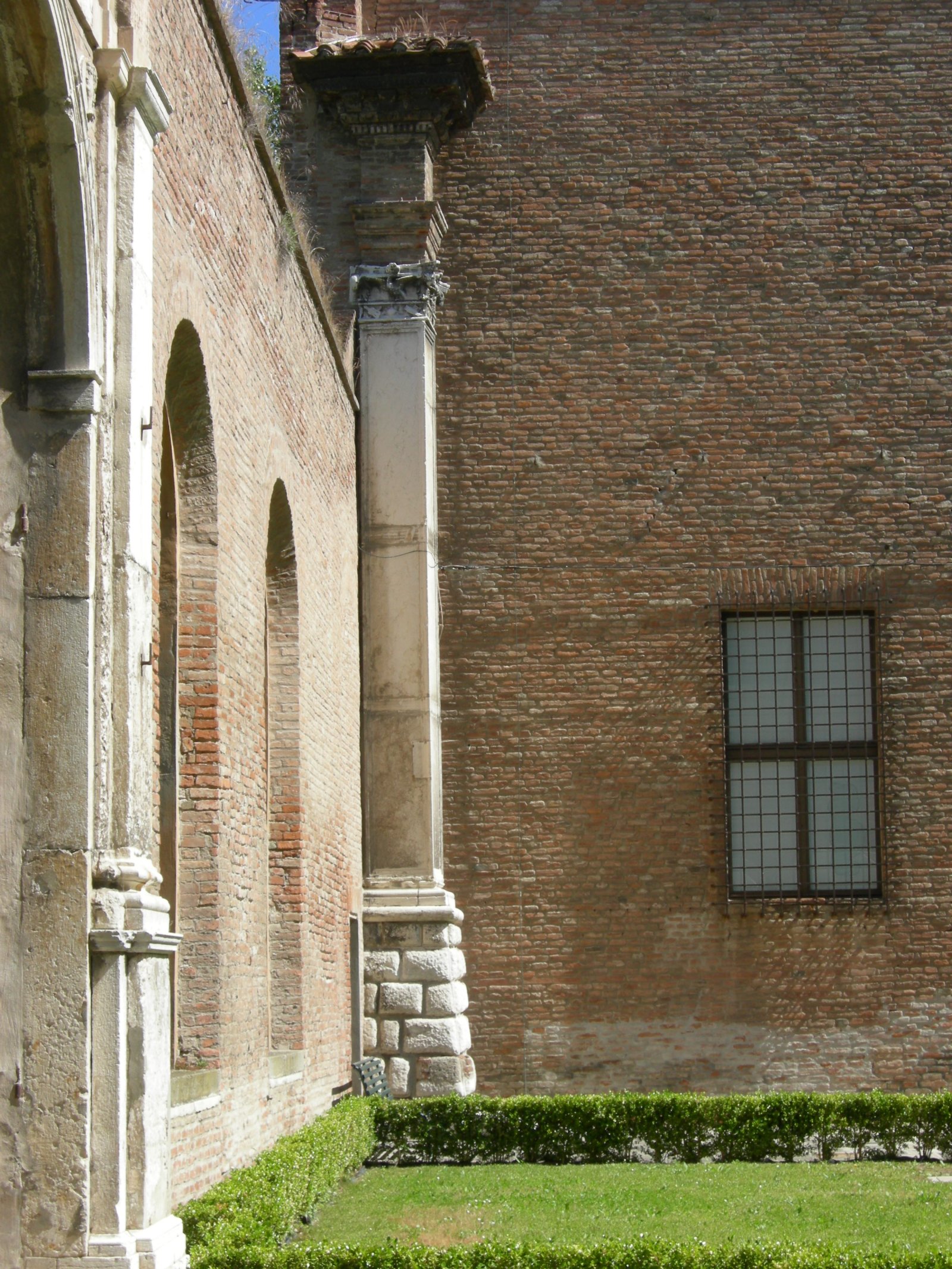 Palacio de los Diamantes en Ferrara - Ferrara | Secret World Trip Planner