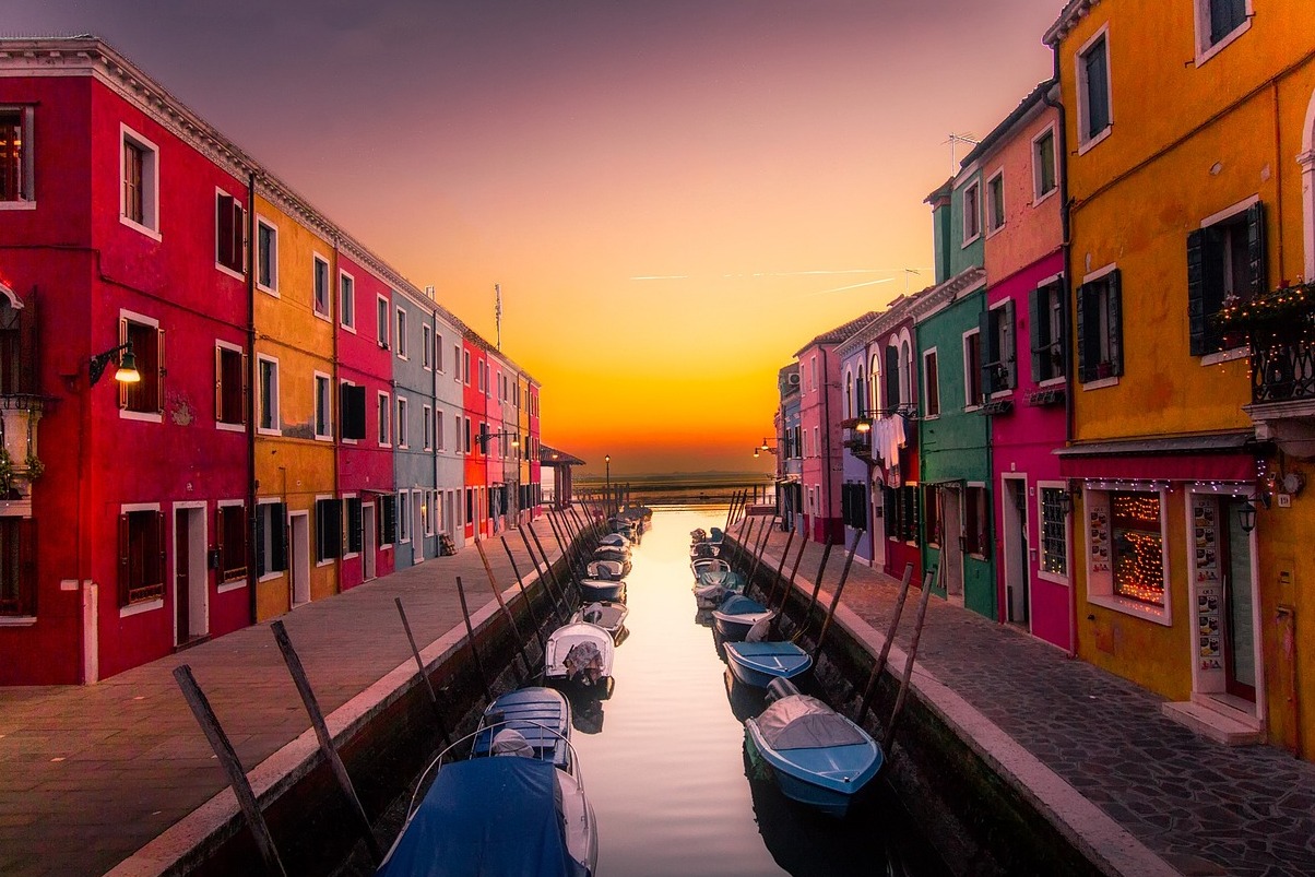 Burano - jedna z Wysp Wenecji - Venezia | Secret World Trip Planner