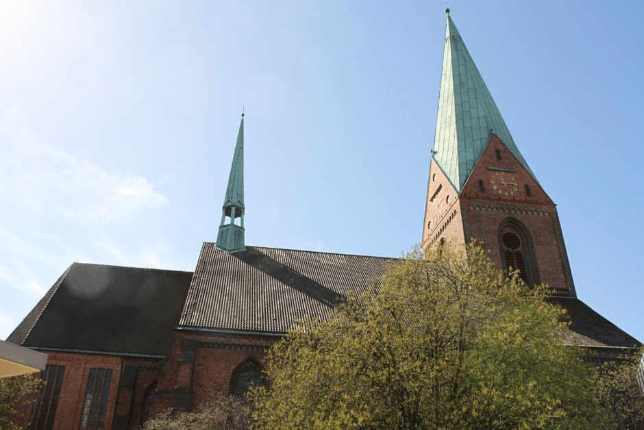 Die Backsteinkirche St. Nikolaus, Kiel - Kiel | Secret World Trip Planner