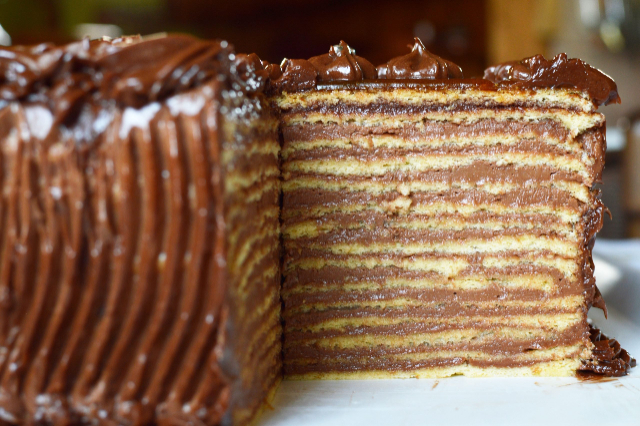 Doberge torta - New Orleans | Secret World Trip Planner