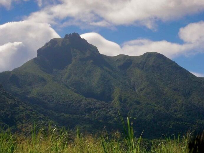Mali. Liamuiga. Një Vullkan jashtëzakonisht i bukur në gjumë. - Mount Liamuiga | Secret World Trip Planner