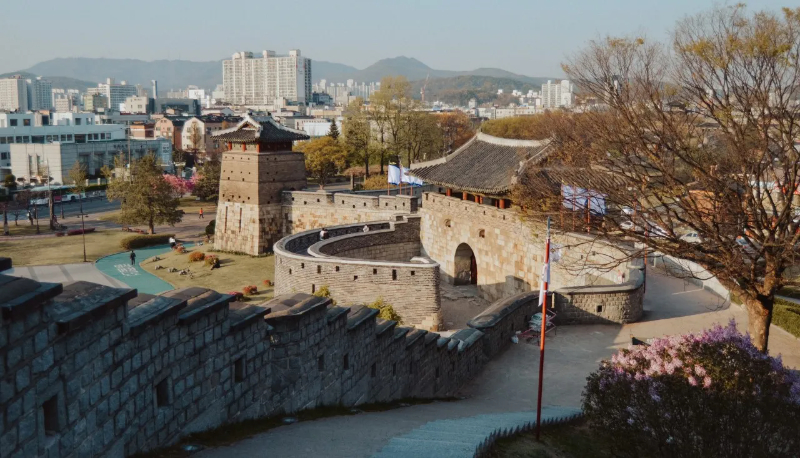 Pilih Benteng - Suwon | Secret World Trip Planner