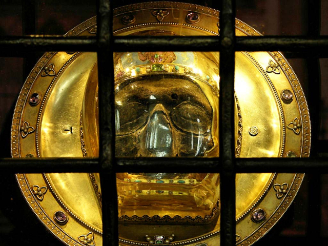 Das Haupt des Heiligen Johannes des Täufers - Amiens | Secret World Trip Planner