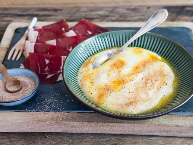 Mingau de peixe fumado - Ålesund | Secret World Trip Planner