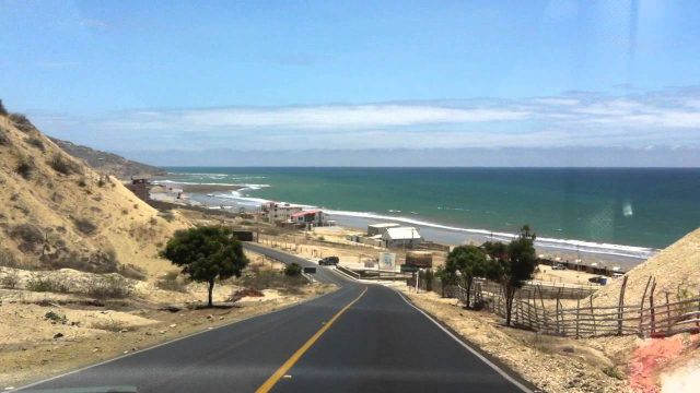 Platja de Santa Marianita - Manta | Secret World Trip Planner