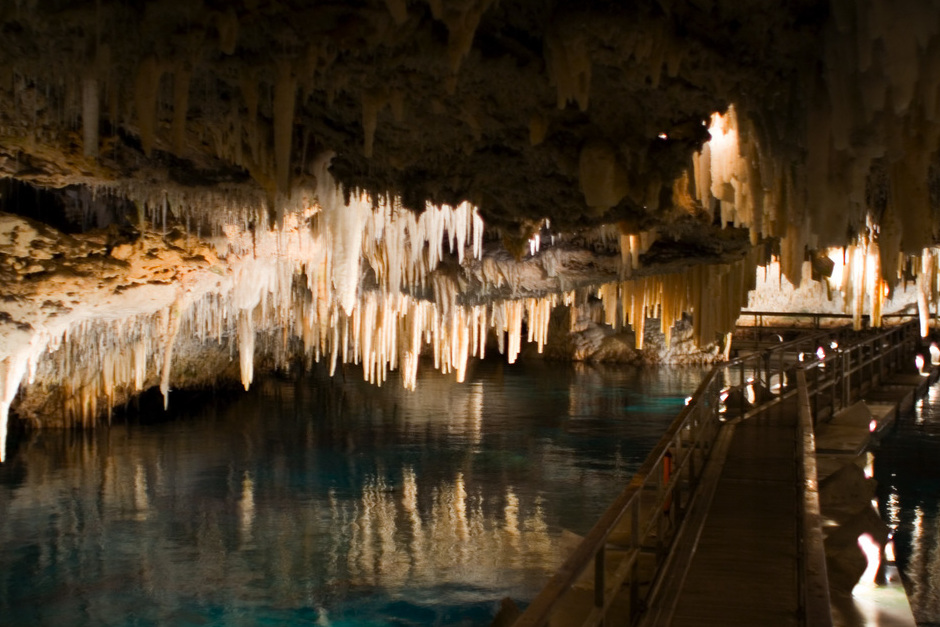 Sino sino ang mga tauhan sa nobelang ang paghuhukom? - Three Rivers | Secret World Trip Planner